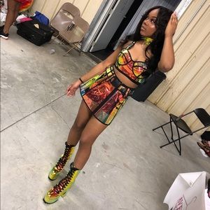 Selling the entire outfit